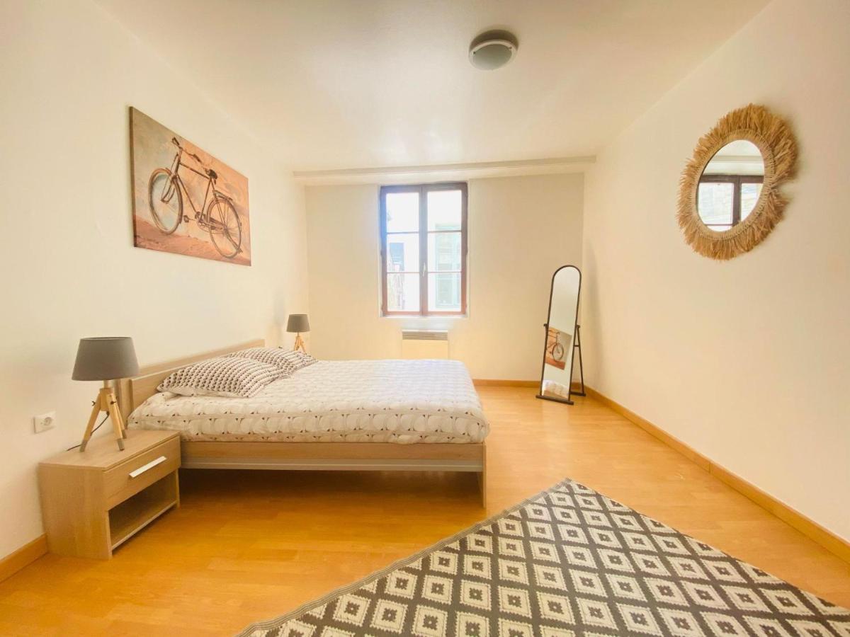 Joli Appartement Proche Cathedrale Лан Экстерьер фото